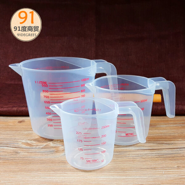 measuring cup