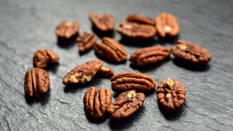 How to Toast Pecans