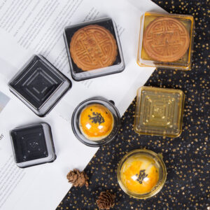 50pcs Gold Mooncake Tray (With Cover) – Multiple Sizes | 50pcs Dulang Kuih Bulan (Dengan Penutup)